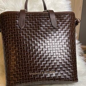 Dooney & Bourke tote
